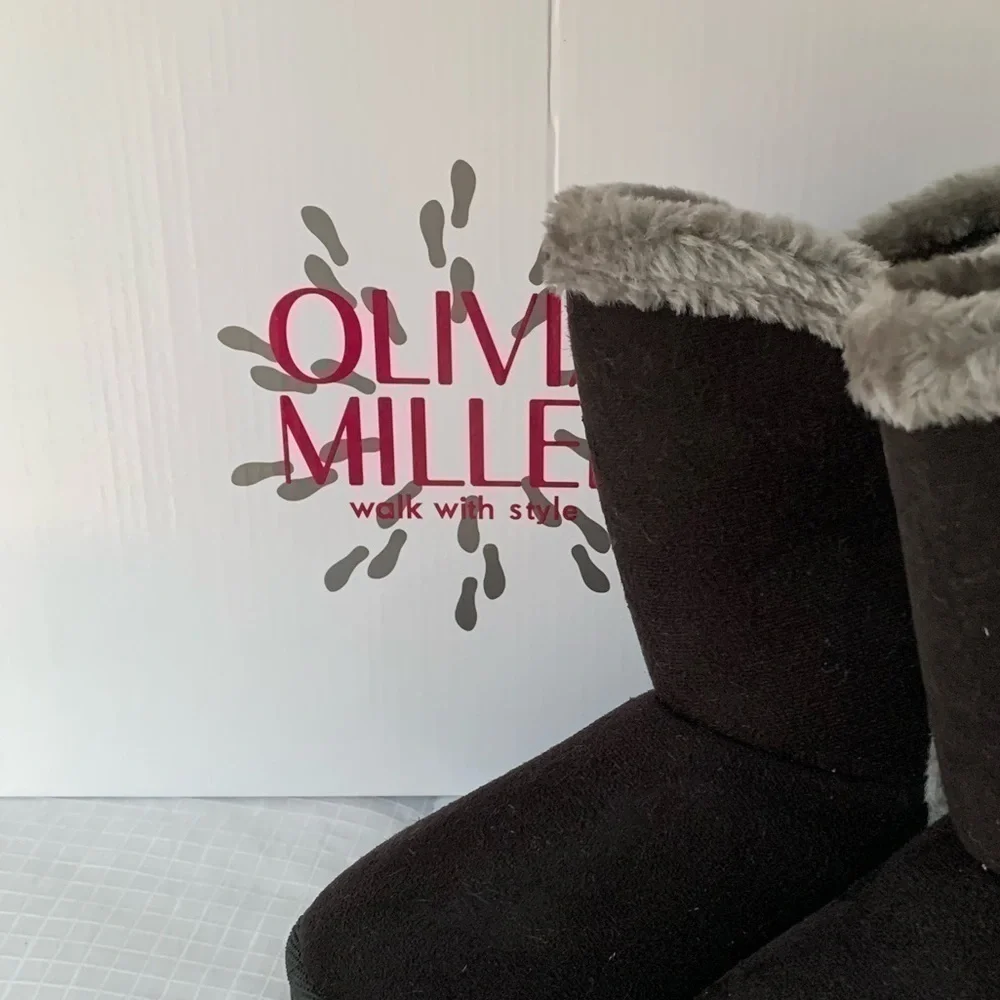 𝅺OLIVIA Miller Cozy Boots Size 6 New in Box